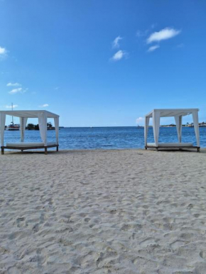 Beach 1 Bedroom 28